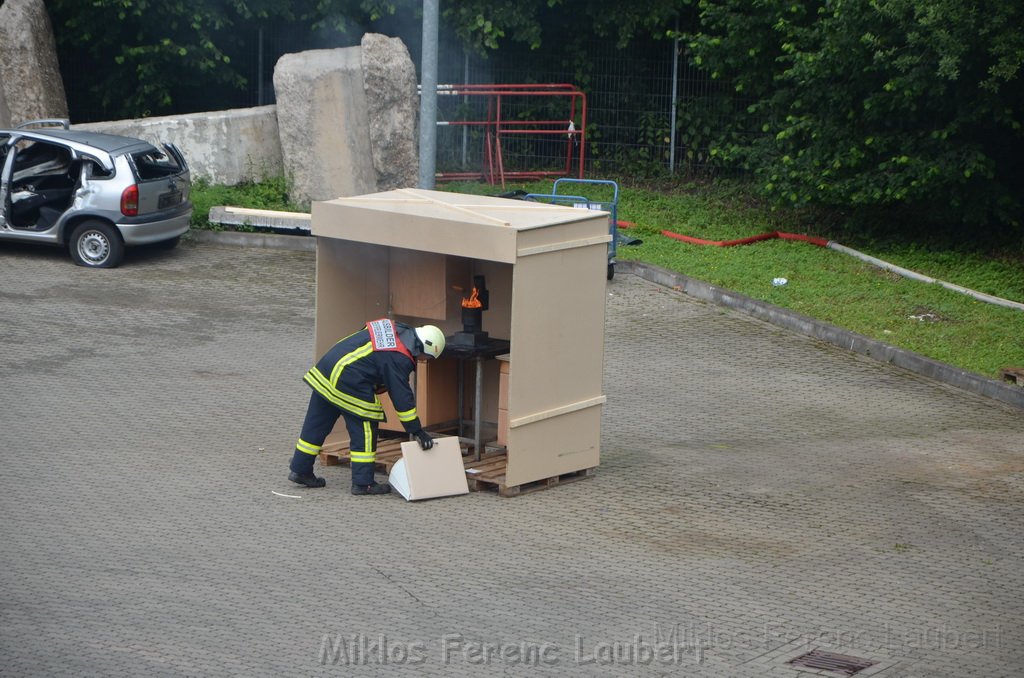 Tag der Offenen Tuer BF Koeln Weidenpesch Scheibenstr P536.JPG